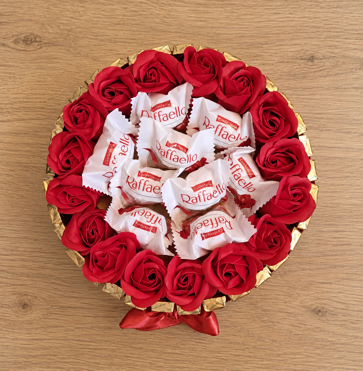 cake "Rose Ring Raffaello"