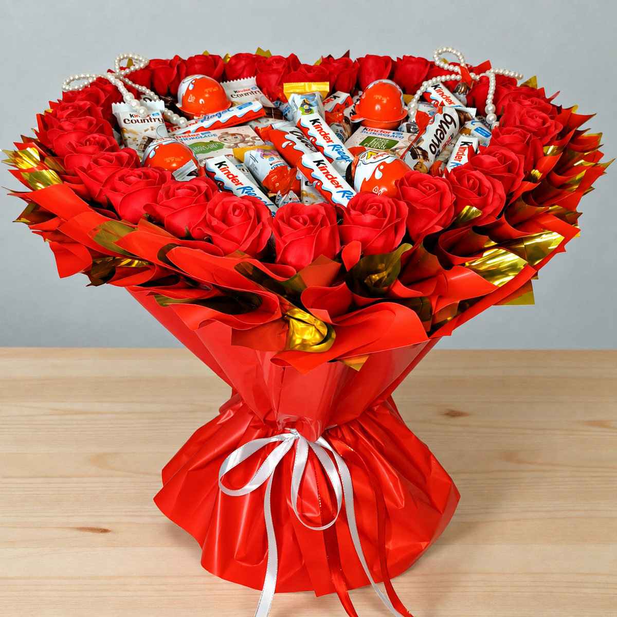 Kinder Schokolade Strauss Deluxe XL – Herz mit roten Rosen