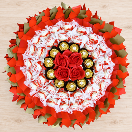 Raffaello Strauß mit Ferrero Rocher und roten Seifenrosen – besondere Geschenkidee