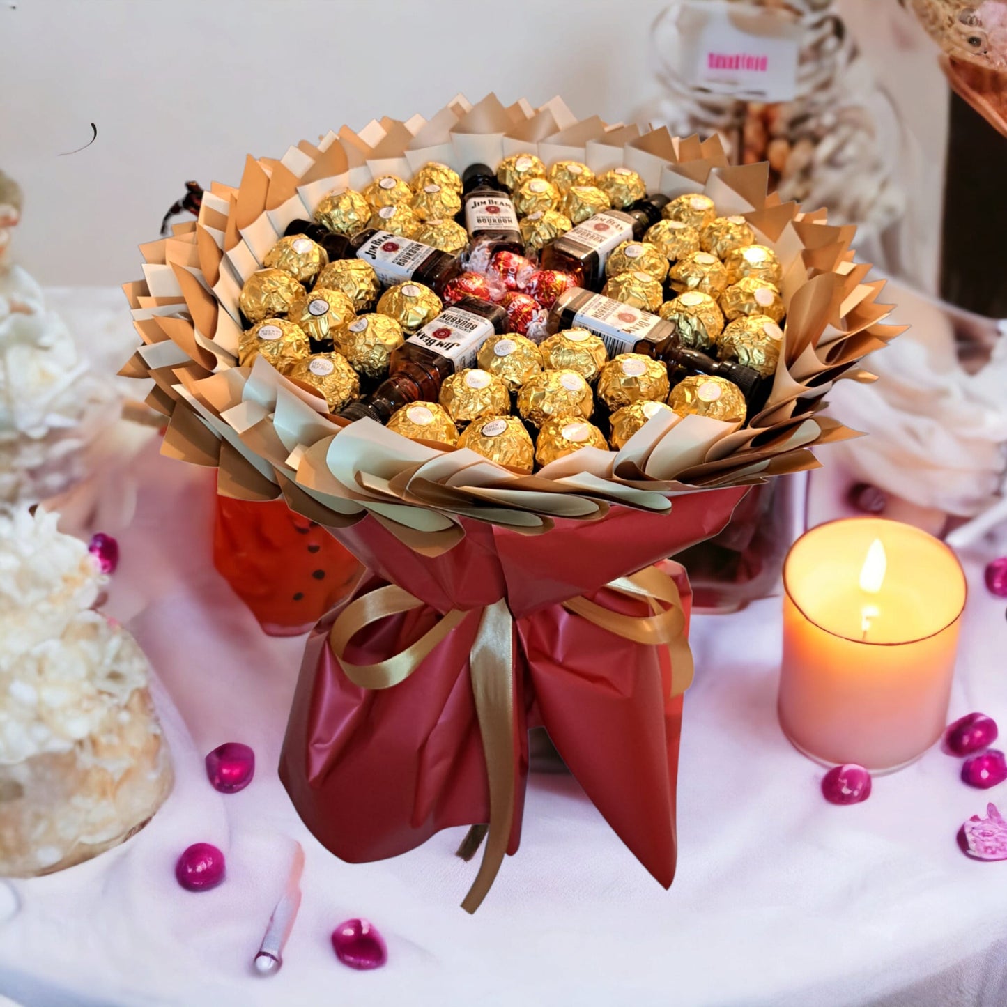 Spiselig buket "Whiskey Gold" - Eksklusiv gave med Mini Jim Beam, Ferrero Rocher & Lindt Lindor