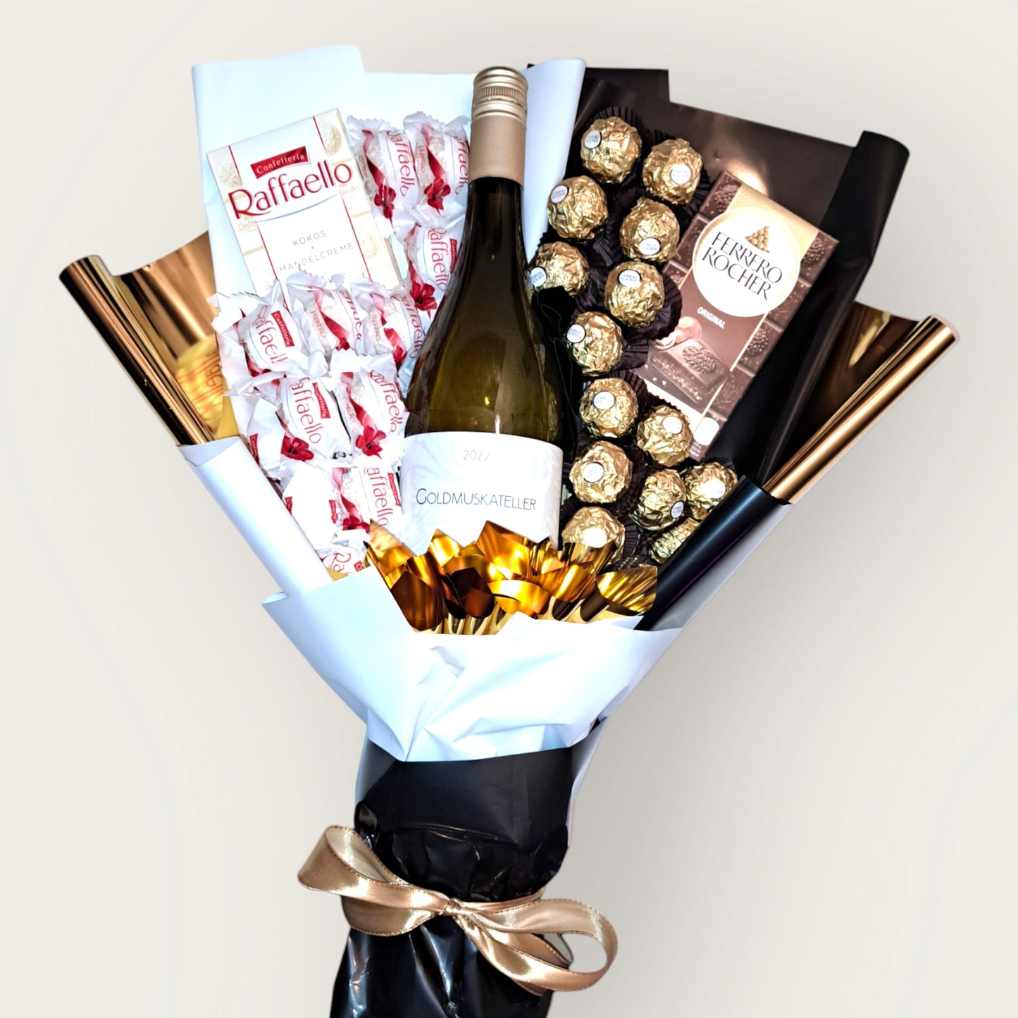Essbarer Blumenstrauß mit Raffaello, Ferrero Rocher & süßem Wein – Exklusives Geschenk für besondere Momente