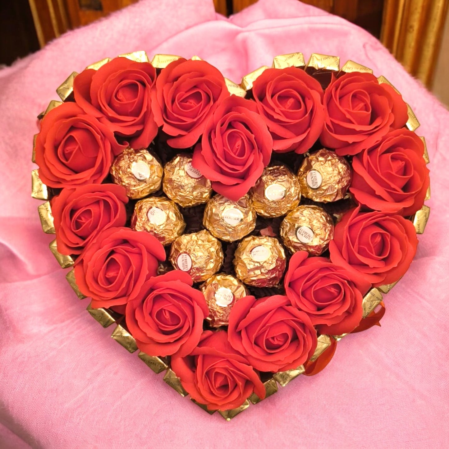 Candy heart cake with Merci chocolate, Ferrero pralines & soap roses – Romantic gift idea