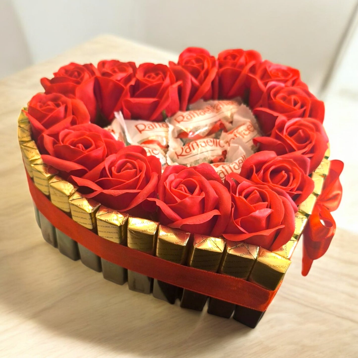 cake "Rose Heart Raffaello"