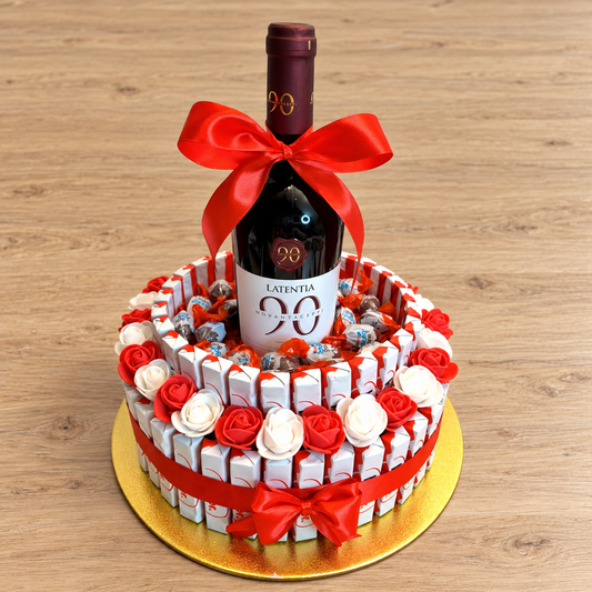 Weintorte mit Kinder Schokolade und Schaumrosen – besonderes Geschenk