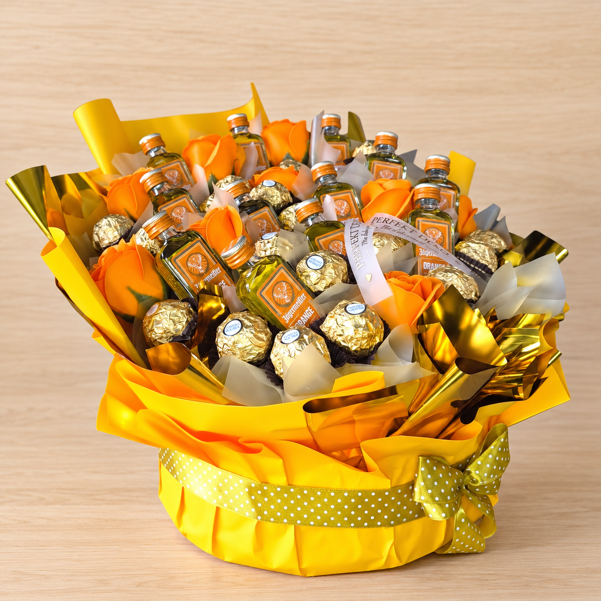 Jägermeister Orange Luxus Box L mit Ferrero Rocher & Seifenrosen
