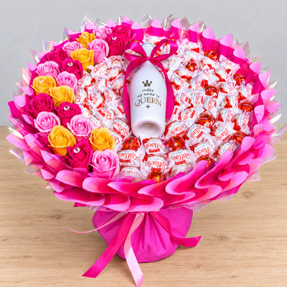 Raffaello Blumenstrauß XL mit Seifenrosen, Lindor & Weißwein – Geschenk für Frauen