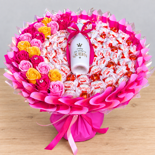 Raffaello Blumenstrauß XL mit Seifenrosen, Lindor & Weißwein – Geschenk für Frauen