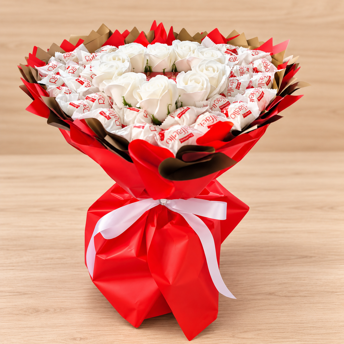 Edible bouquet "Lindt from the heart" - heart bouquet with Lindt pralines &amp; Raffaello for special moments