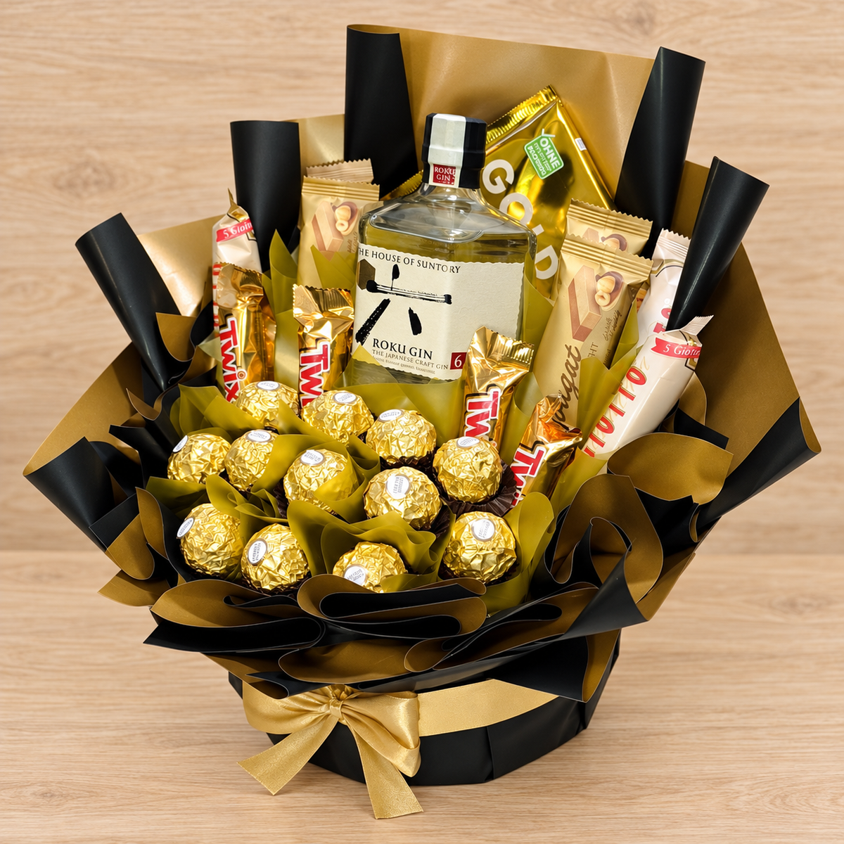 Roku Gin Luxus Geschenkbox mit Ferrero Rocher & Schokolade