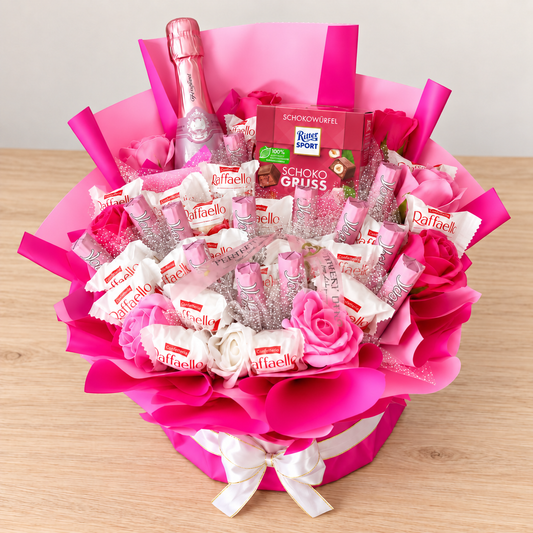 Luxus Geschenkbox mit Raffaello, Freixenet Rosé, Ritter Sport & Seifenrosen
