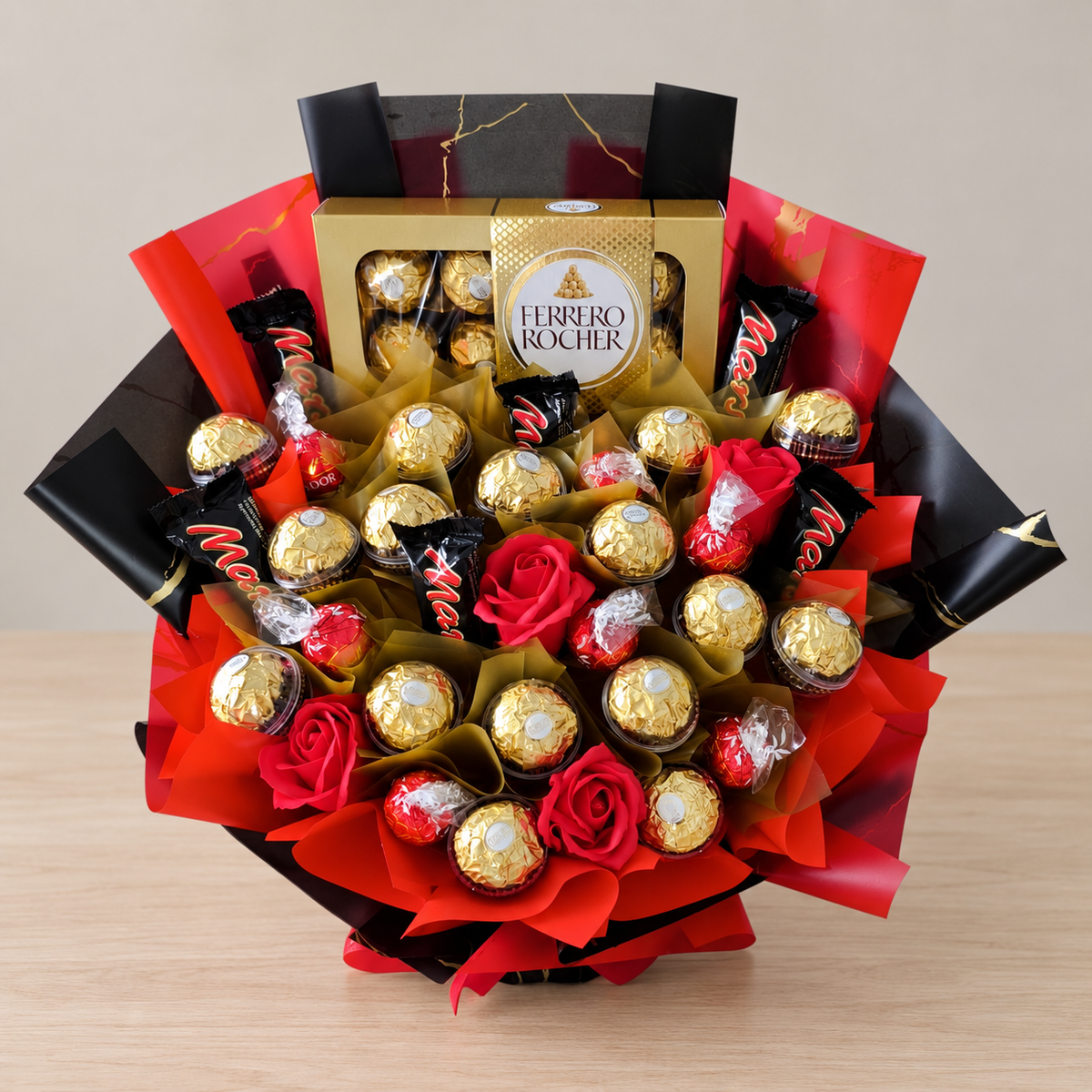 Mini Geschenkbox mit Ferrero Rocher, Lindt Lindor und Mars