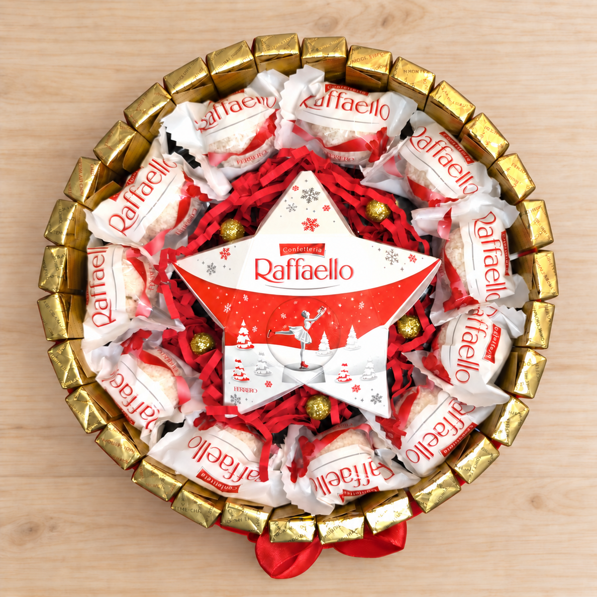 Weihnachtstorte mit Merci und Raffaello-Stern – süßes Geschenk zu Weihnachten