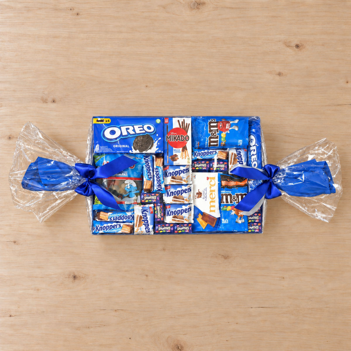 XL Süßigkeitenbonbon in Blau – Süßes Geschenk mit Knoppers, OREO und M&M’s