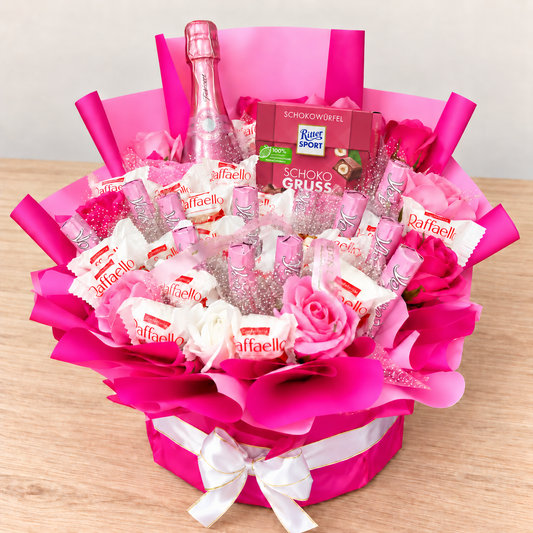 Luxus Geschenkbox mit Raffaello, Freixenet Rosé, Ritter Sport & Seifenrosen