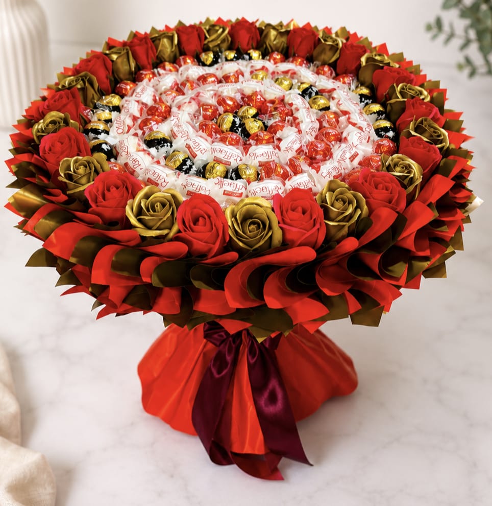 Premium Pralinenstrauß Rote Eleganz
