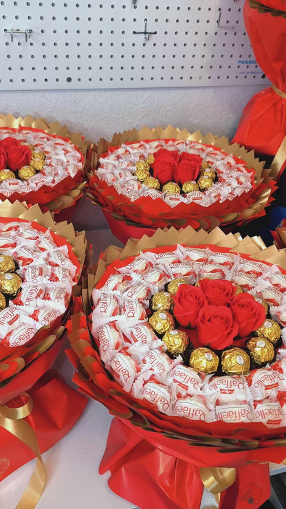 Luxuriöser Raffaello & Ferrero Rocher Pralinenstrauß – Exklusives Geschenk für jeden Anlass