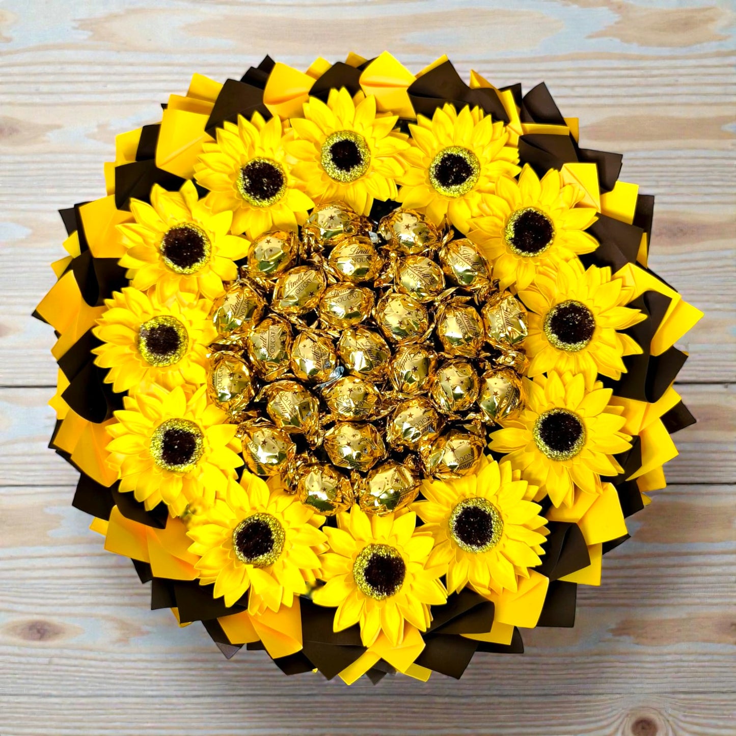 Schokoladenstrauß „Sonnenblumenzauber“ mit Lindt Nougat