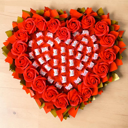 Hjerteformet pralinebuket "Cheri Love" – Eksklusiv gave med Mon Cheri praliner