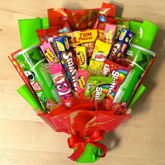 Süßigkeitenstrauß für Kinder – Geschenkstrauß mit Skittles, Hubba Bubba & Fritt, bunter Candy Strauß
