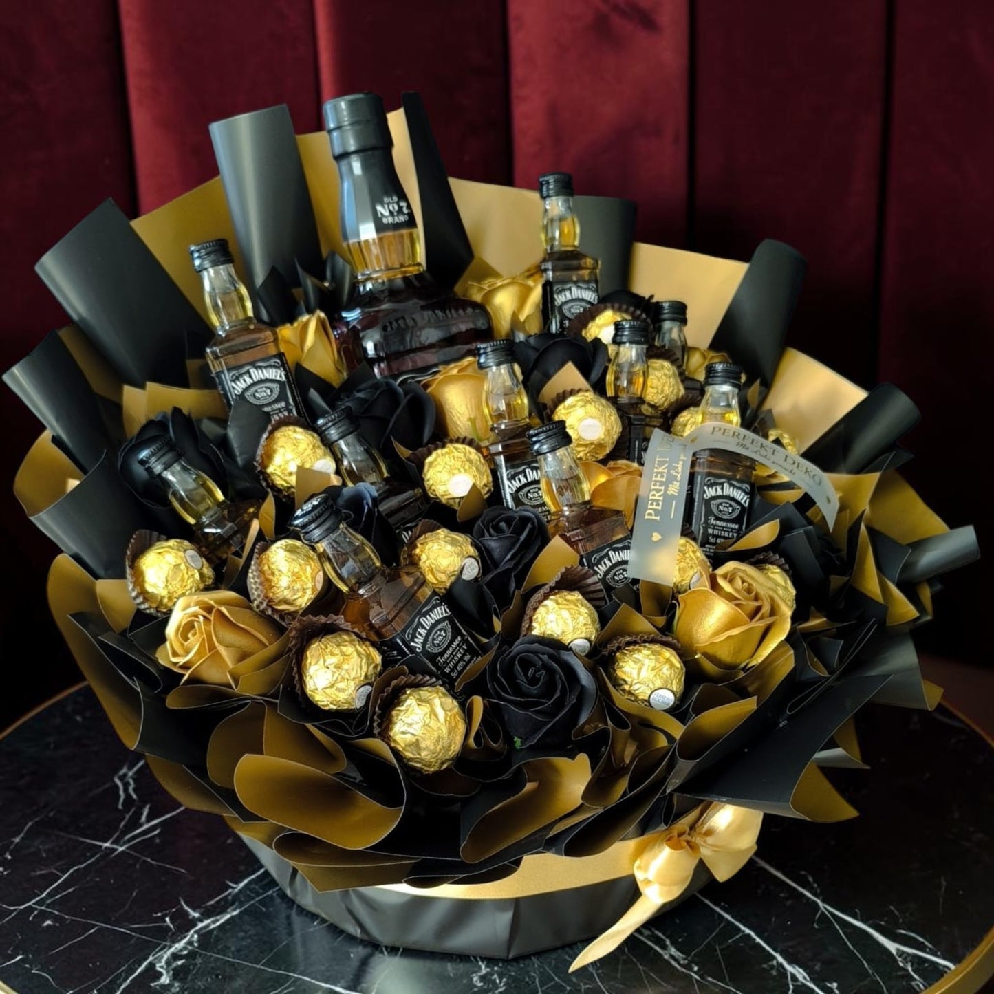 Luxury Geschenkbox Jack Daniel's & Ferrero Rocher Gold Premium