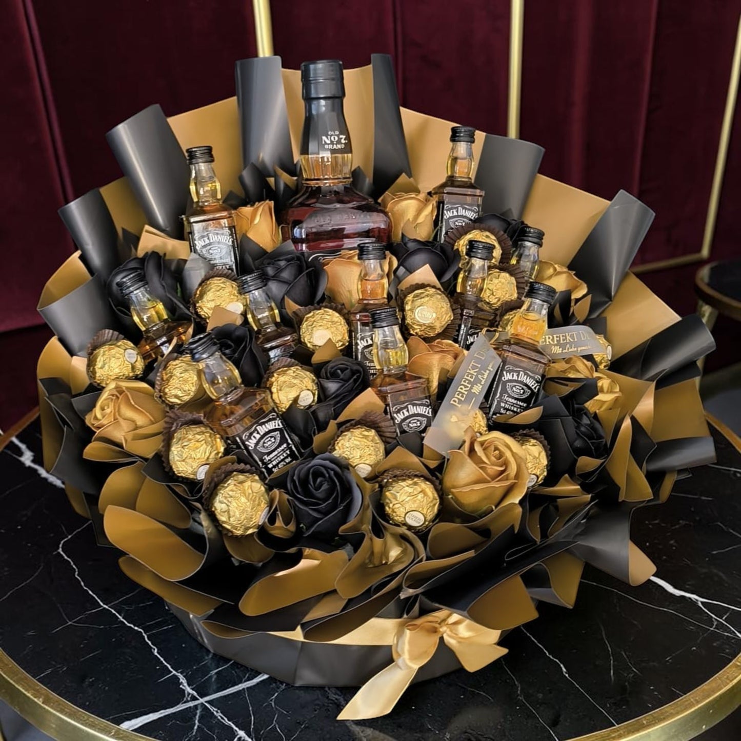 Luxury Geschenkbox Jack Daniel's & Ferrero Rocher Gold Premium